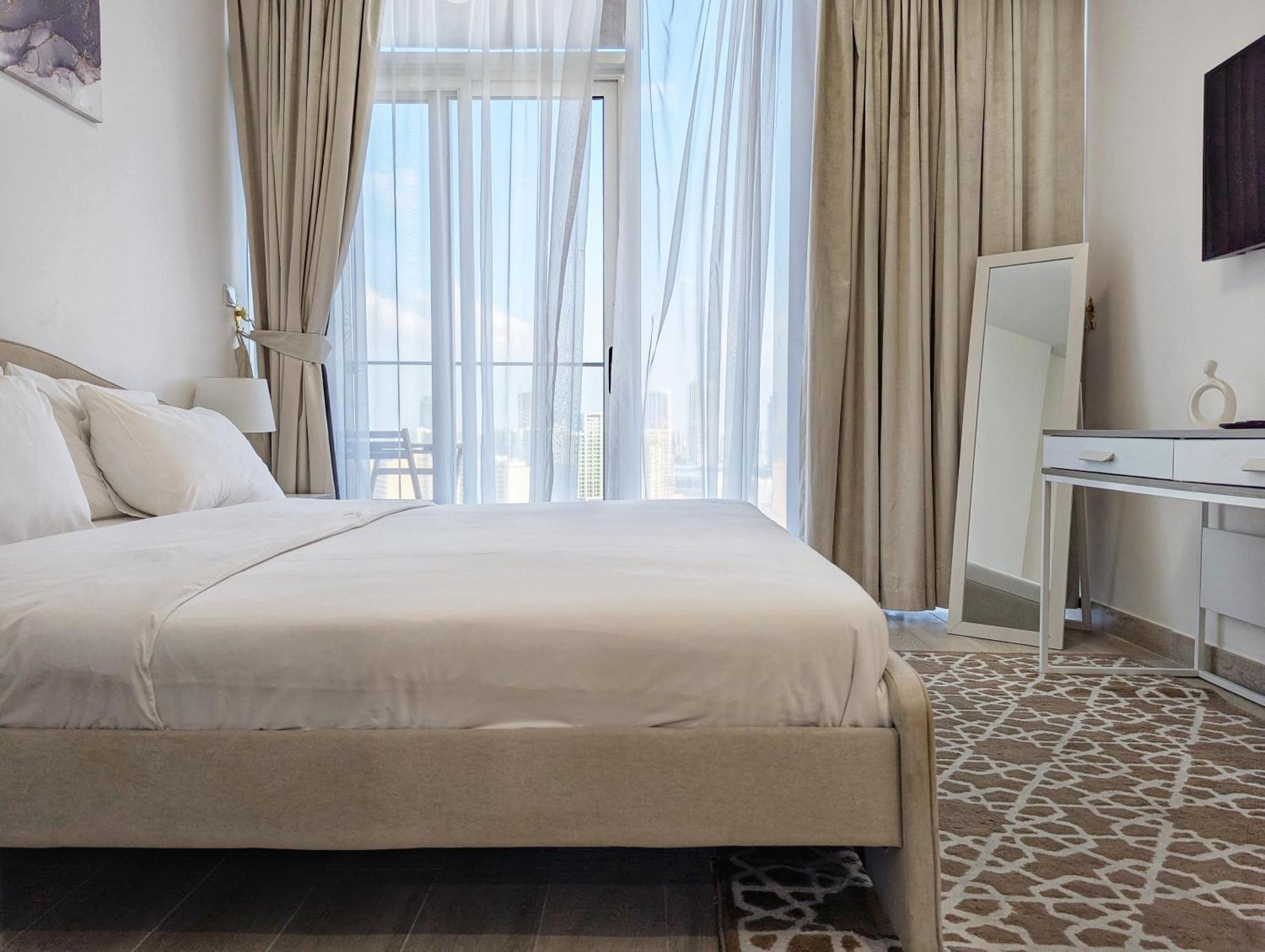Fully Furnished Cozy At Jvc Dubai, Short Drive To Marina, Jbr, Downtown Apartment Dubai